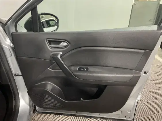 RENAULT CAPTUR II - voiture d'occasion - Photo 19