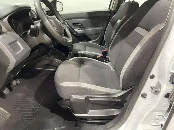 DACIA DUSTER II - voiture d'occasion - Photo 17