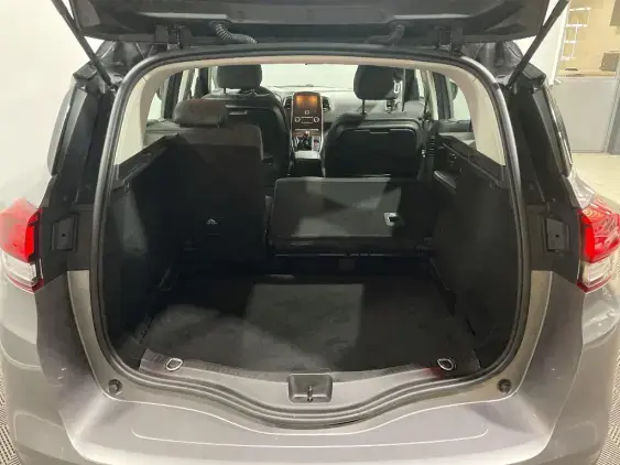 RENAULT SCENIC IV - voiture d'occasion - Photo 16