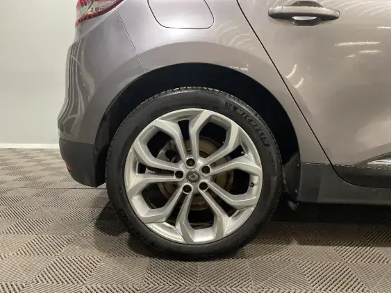 RENAULT SCENIC IV - voiture d'occasion - Photo 25