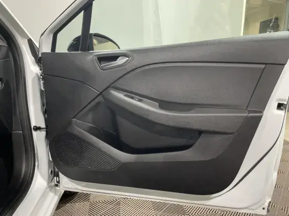 RENAULT CLIO REVERSIBLE V - voiture d'occasion - Photo 19