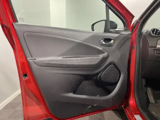 RENAULT ZOE - voiture d'occasion - Photo 19