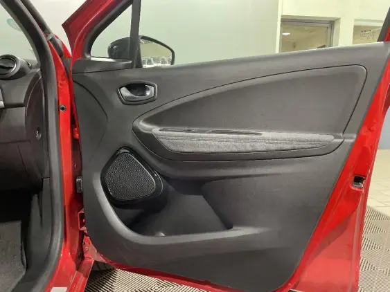 RENAULT ZOE - voiture d'occasion - Photo 20