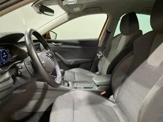 SKODA OCTAVIA IV - voiture d'occasion - Photo 17