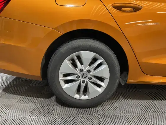 SKODA OCTAVIA IV - voiture d'occasion - Photo 24