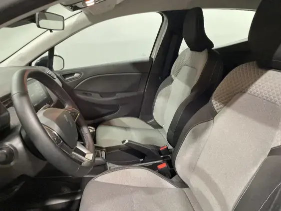 RENAULT CLIO V - voiture d'occasion - Photo 18