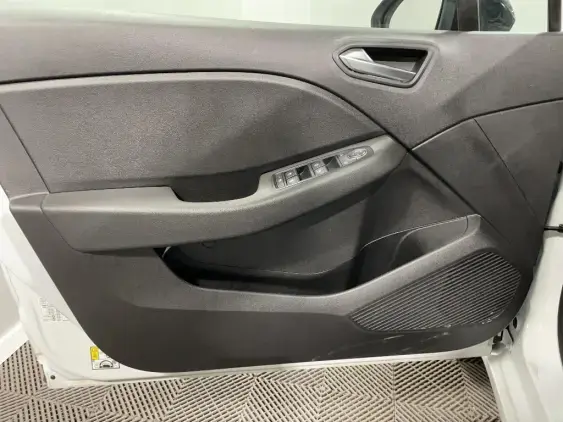 RENAULT CLIO V - voiture d'occasion - Photo 19