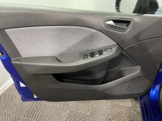 RENAULT CLIO V - voiture d'occasion - Photo 19