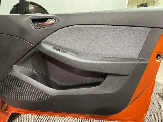 RENAULT CLIO V - voiture d'occasion - Photo 20