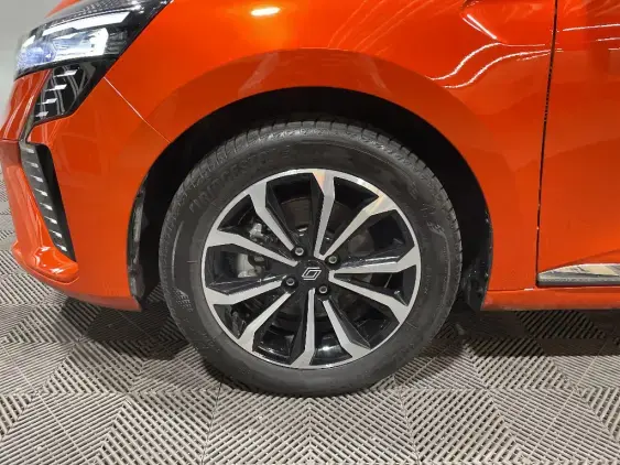 RENAULT CLIO V - voiture d'occasion - Photo 23