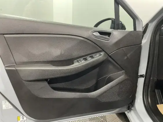 RENAULT CLIO V - voiture d'occasion - Photo 19