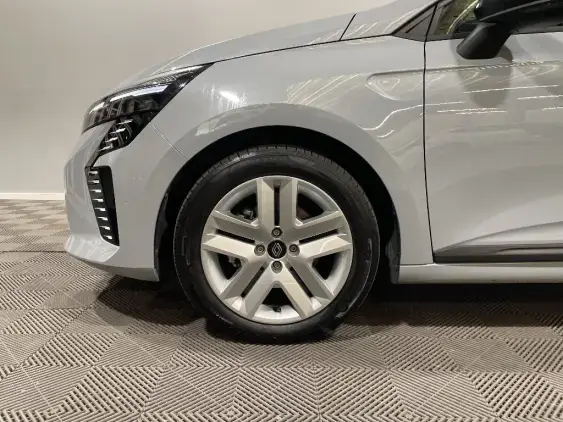 RENAULT CLIO V - voiture d'occasion - Photo 23