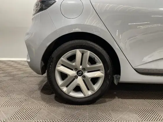 RENAULT CLIO V - voiture d'occasion - Photo 25