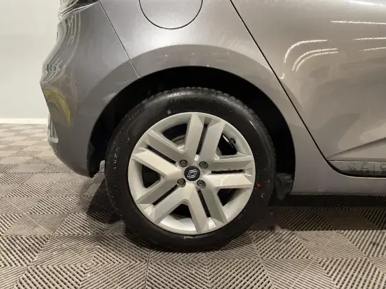 RENAULT CLIO V - voiture d'occasion - Photo 25