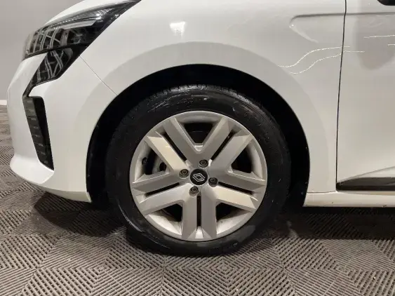 RENAULT CLIO V - voiture d'occasion - Photo 23