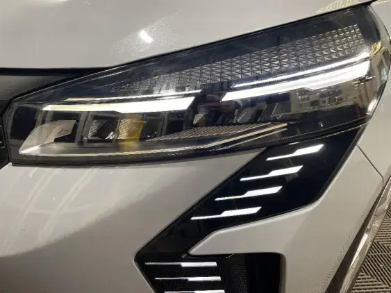 RENAULT CLIO V - voiture d'occasion - Photo 22