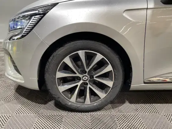 RENAULT CLIO V - voiture d'occasion - Photo 23