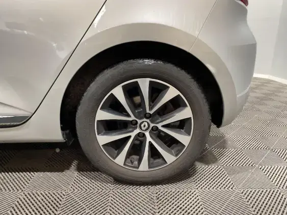 RENAULT CLIO V - voiture d'occasion - Photo 24