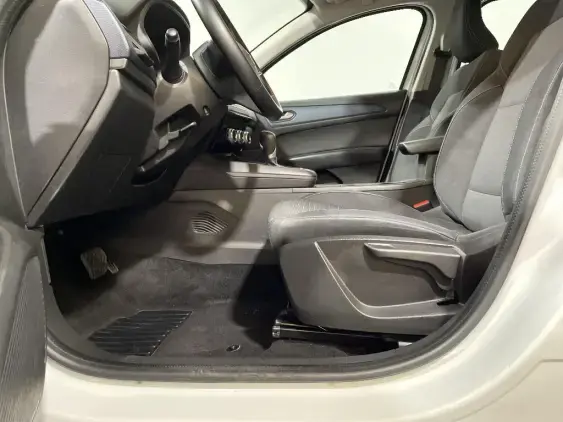 RENAULT ARKANA - voiture d'occasion - Photo 18