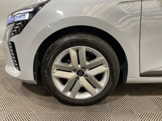 RENAULT CLIO V - voiture d'occasion - Photo 23