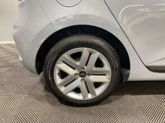 RENAULT CLIO V - voiture d'occasion - Photo 25