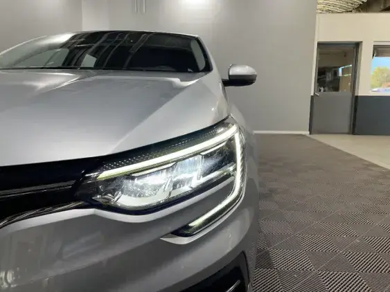 RENAULT MEGANE IV - voiture d'occasion - Photo 22