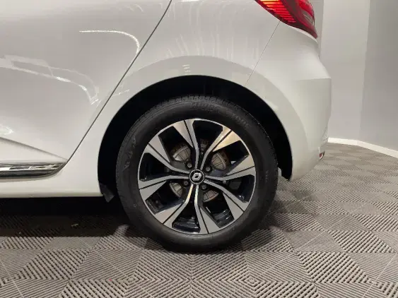 RENAULT CLIO V - voiture d'occasion - Photo 23