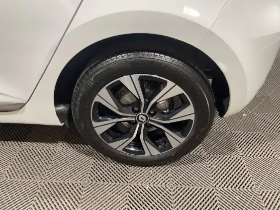 RENAULT CLIO V - voiture d'occasion - Photo 22