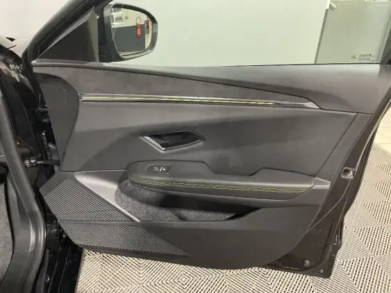 RENAULT MEGANE V - voiture d'occasion - Photo 20