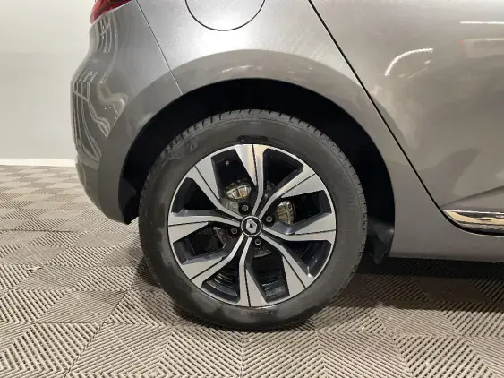 RENAULT CLIO V - voiture d'occasion - Photo 25