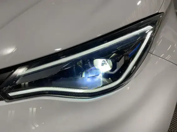 RENAULT ZOE - voiture d'occasion - Photo 20