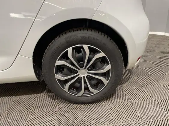 RENAULT ZOE - voiture d'occasion - Photo 22