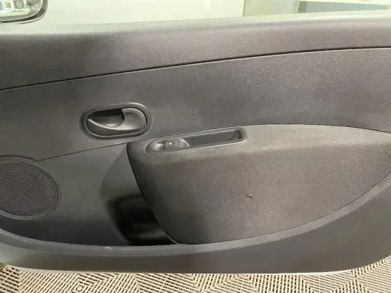 RENAULT CLIO III SOCIETE - voiture d'occasion - Photo 16