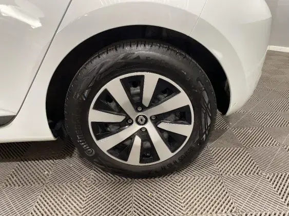 RENAULT CLIO V - voiture d'occasion - Photo 24