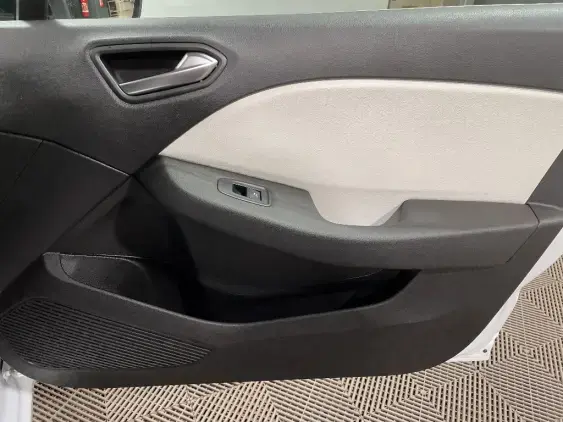 RENAULT CLIO V - voiture d'occasion - Photo 20