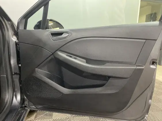 RENAULT CLIO V - voiture d'occasion - Photo 20