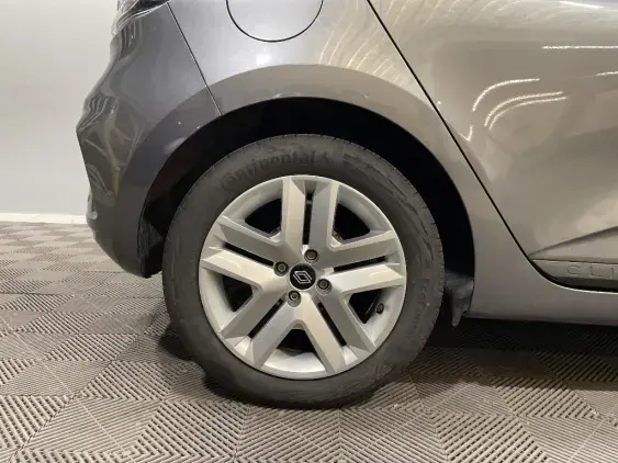 RENAULT CLIO V - voiture d'occasion - Photo 25