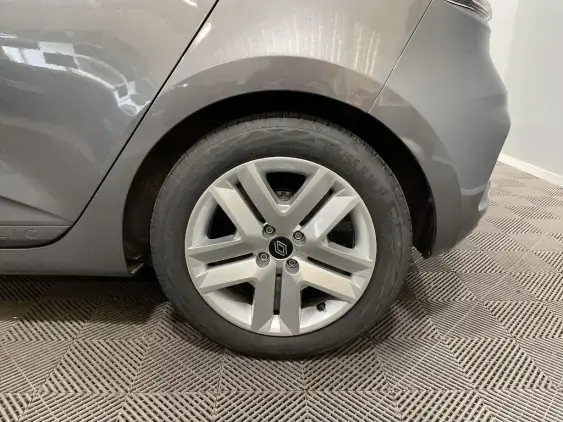 RENAULT CLIO V - voiture d'occasion - Photo 24