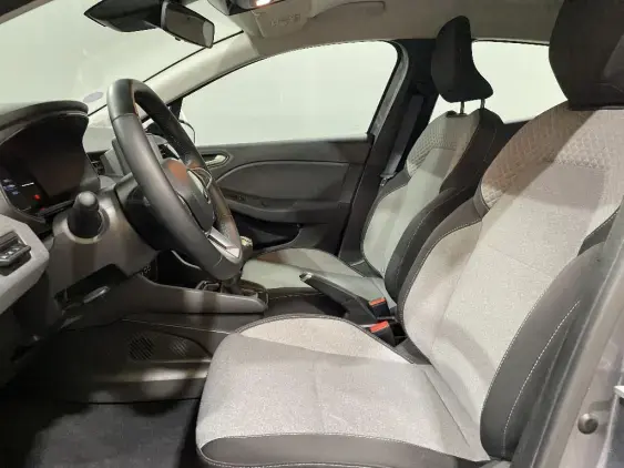 RENAULT CLIO V - voiture d'occasion - Photo 18