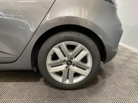 RENAULT CLIO V - voiture d'occasion - Photo 24