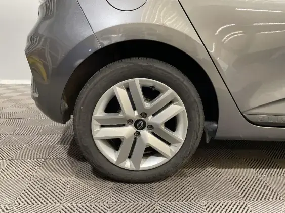 RENAULT CLIO V - voiture d'occasion - Photo 25