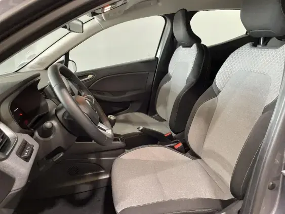 RENAULT CLIO V - voiture d'occasion - Photo 18