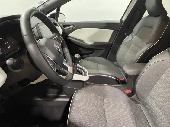 RENAULT CLIO V - voiture d'occasion - Photo 18
