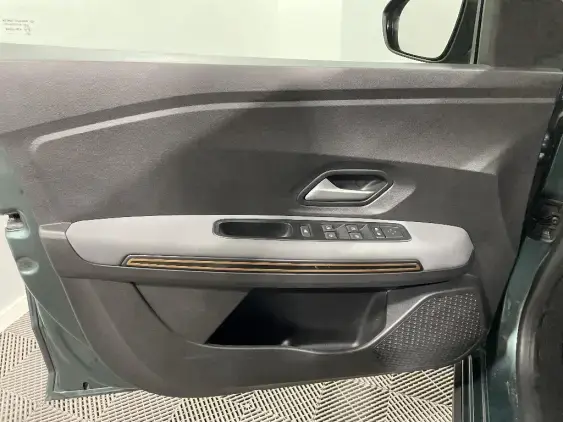 DACIA SANDERO III - voiture d'occasion - Photo 19