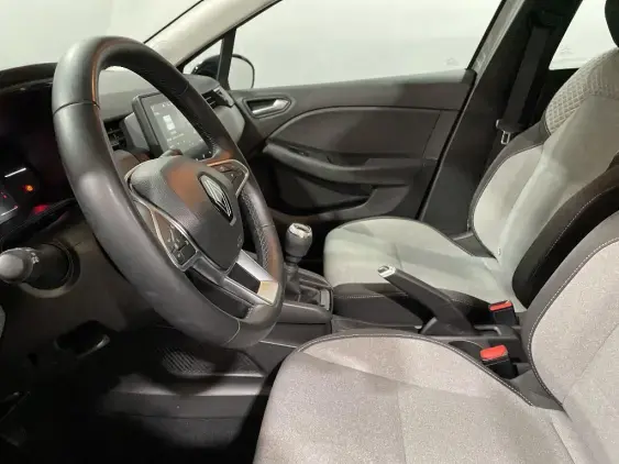 RENAULT CLIO V - voiture d'occasion - Photo 18