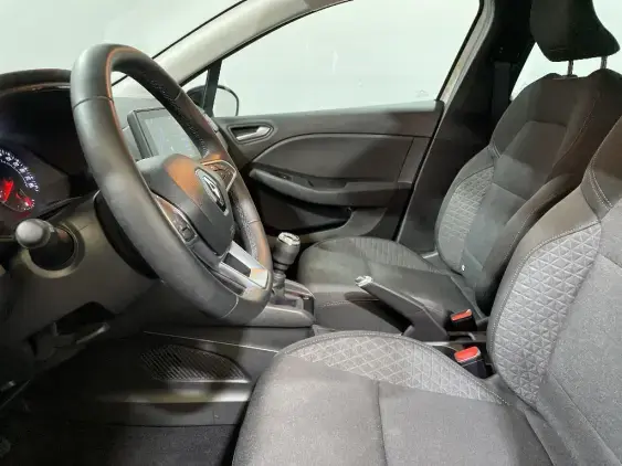 RENAULT CLIO V - voiture d'occasion - Photo 18