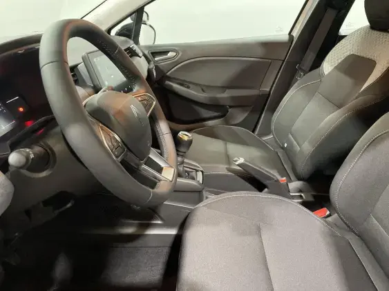 RENAULT CLIO V - voiture d'occasion - Photo 18