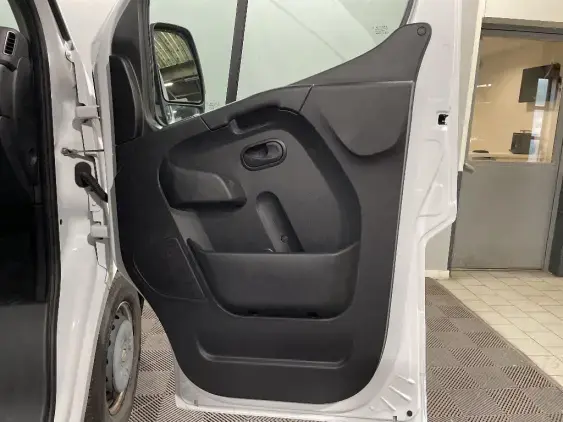 RENAULT MASTER FG III - voiture d'occasion - Photo 19