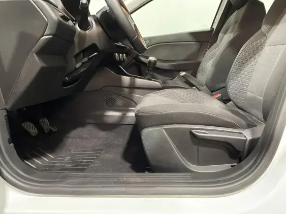 RENAULT CLIO V - voiture d'occasion - Photo 18