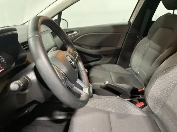 RENAULT CLIO V - voiture d'occasion - Photo 18